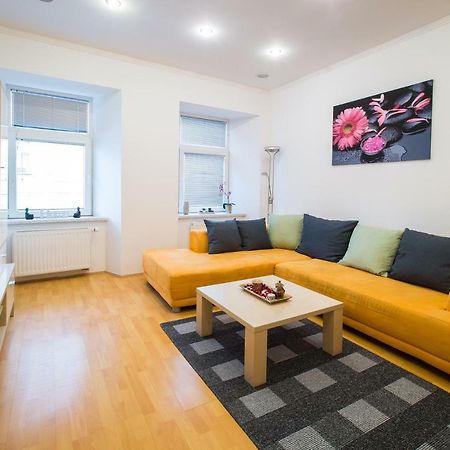 Bella Donna Apartment Maribor Bagian luar foto