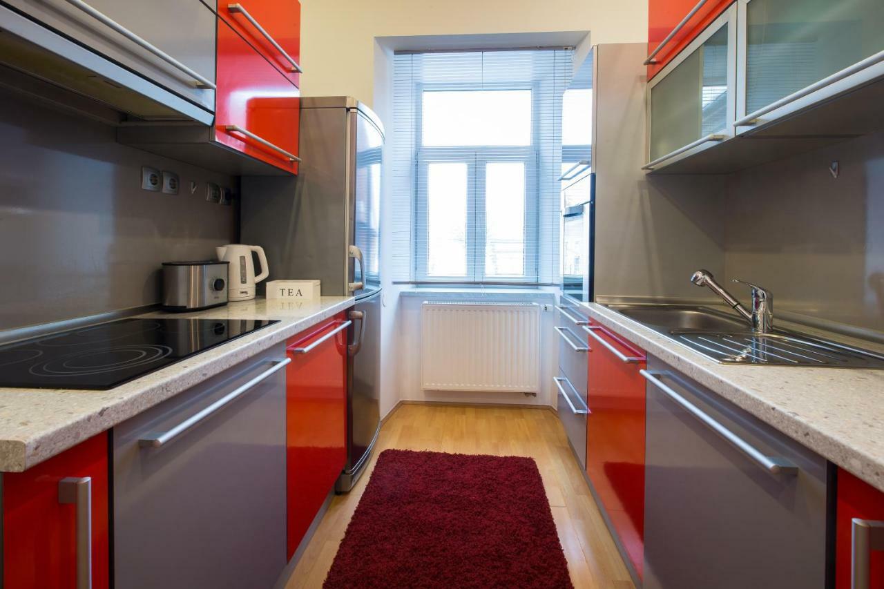 Bella Donna Apartment Maribor Bagian luar foto